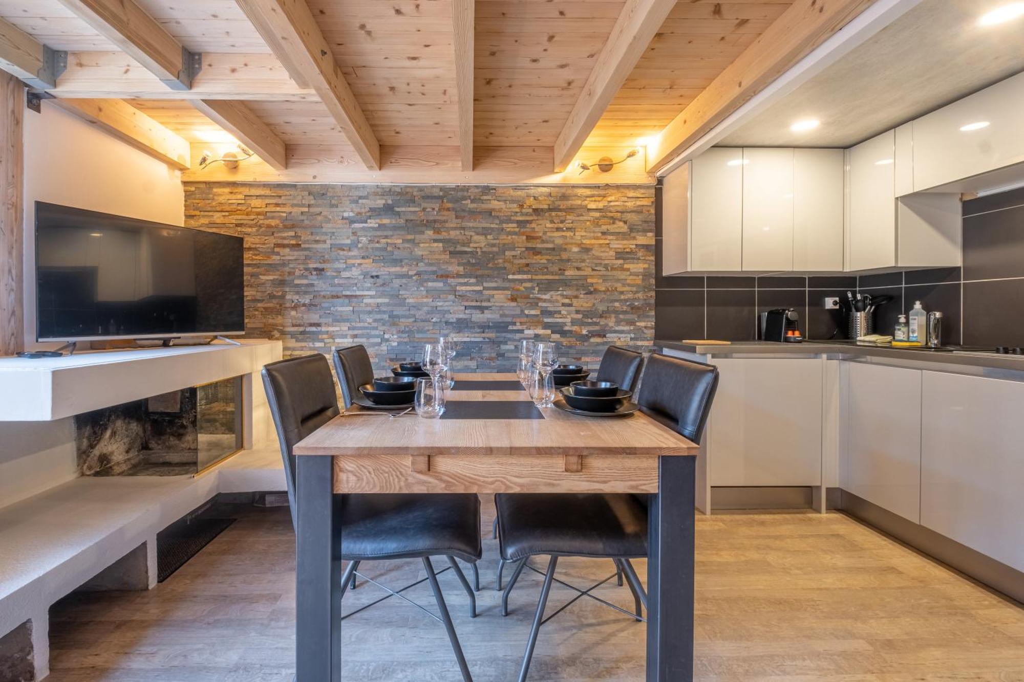 Grand Roc A - 3 Bedrooms Next To Skilift - By Cozee Chamonix Mont Blanc