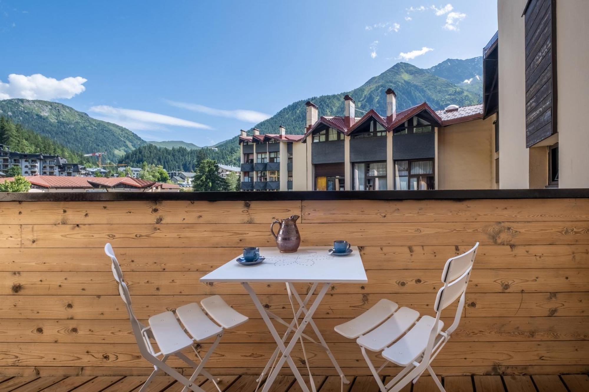 Grand Roc A - 3 Bedrooms Next To Skilift - By Cozee Chamonix Mont Blanc